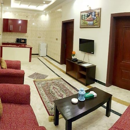Triple One Hotel Abbottabad ภายนอก รูปภาพ